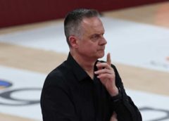 Micoli Stefano (medita)