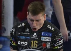 Semeniuk Kamil (esulta)